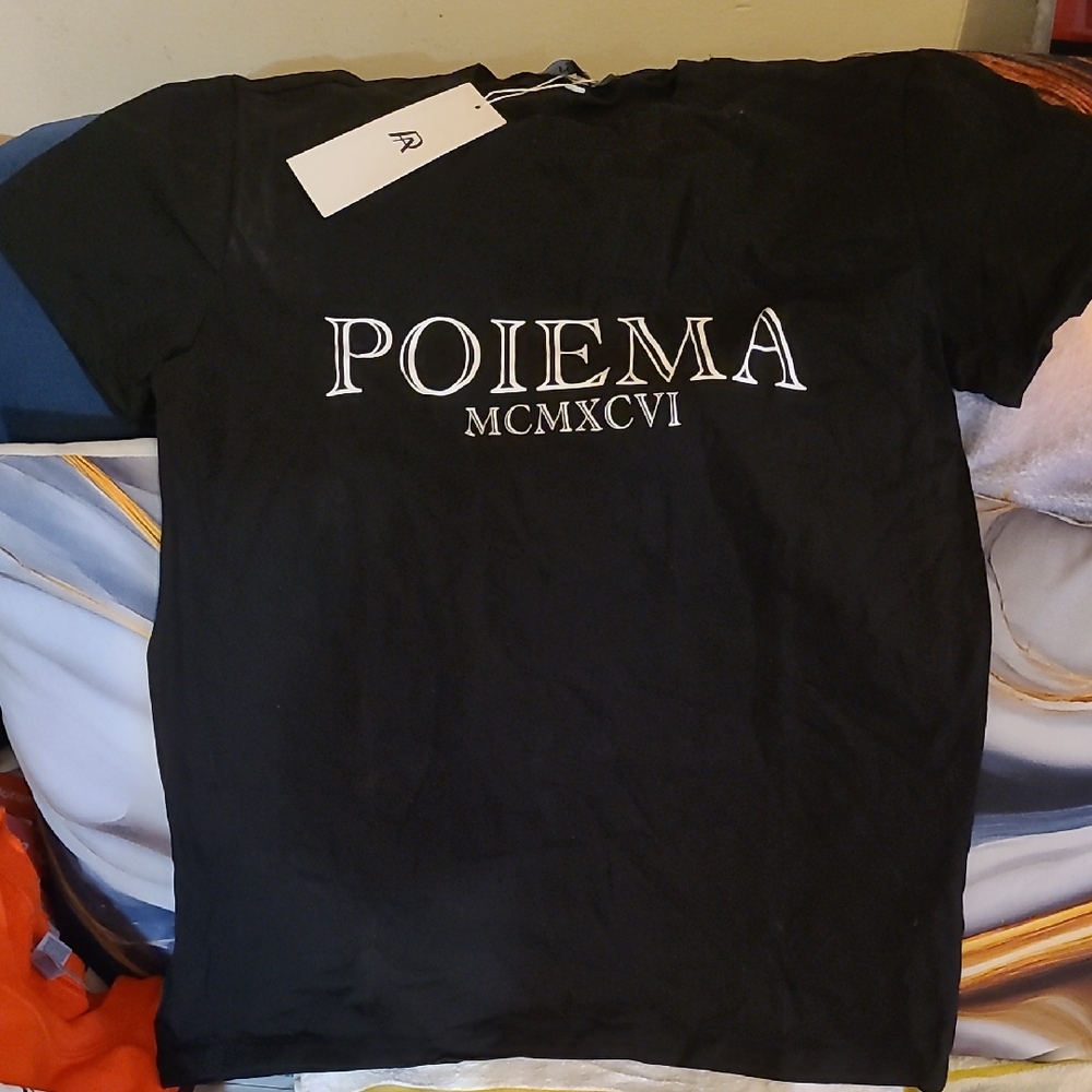 Black Short Sleeve Tee with Poema Print